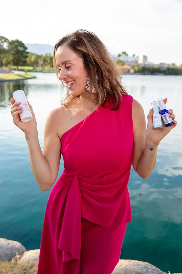 Acne Clinic Presenter